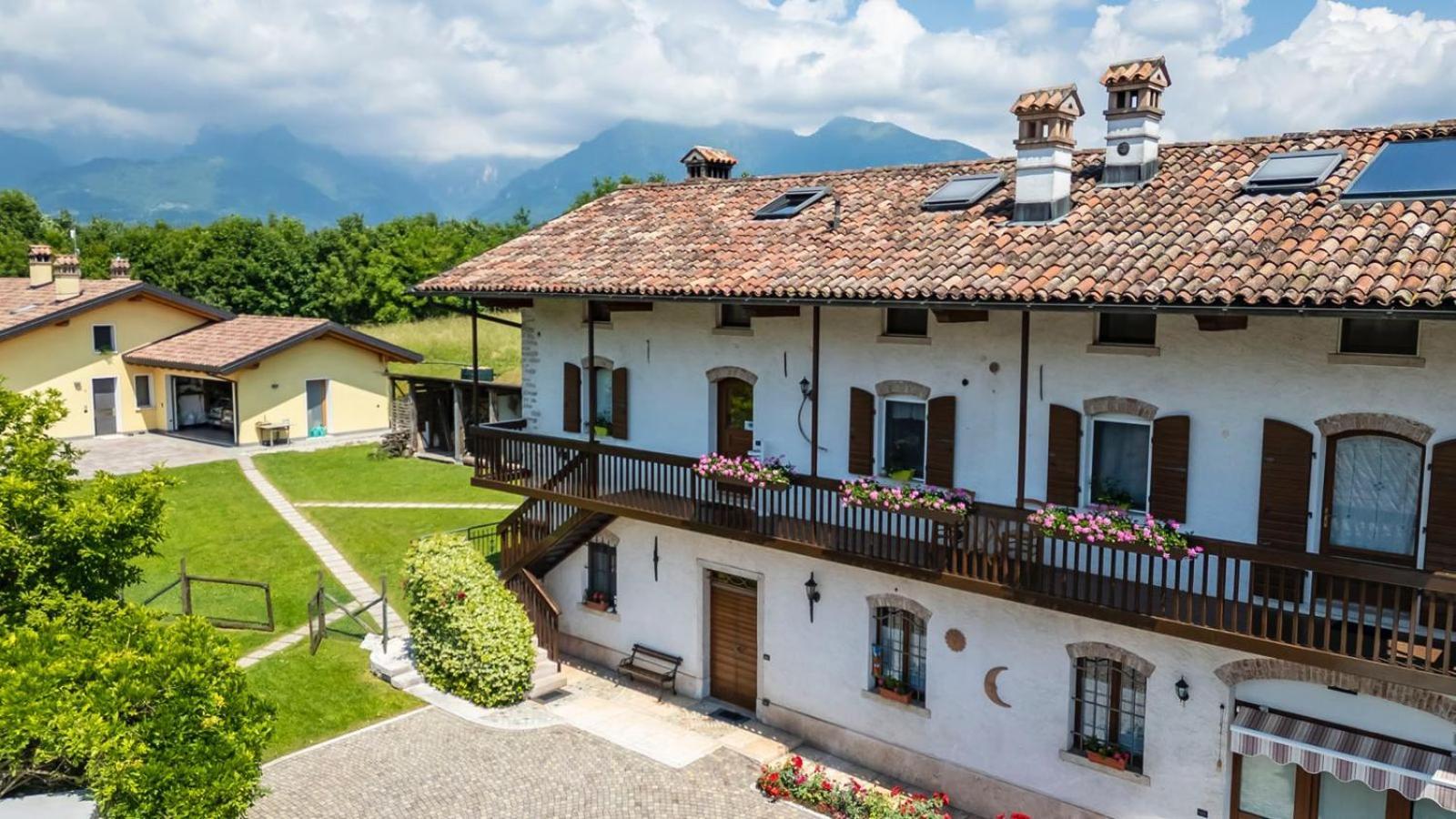 Casa Giovannella Feltre Eksteriør bilde
